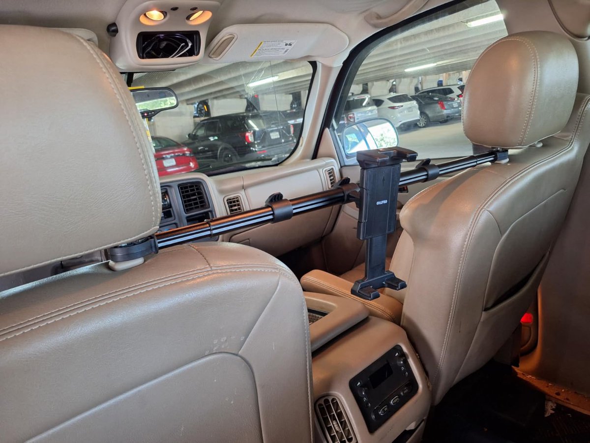 OHLPROTECH's tweet image. 🚗✨ Keep Kids Entertained on Road Trips with OHLPRO Car Headrest Tablet Holder!

🎥 Perfect for:
Family road trips 
Daily commutes 
Long-distance travel

🔗 Get yours today: amazon.com/dp/B0FCRQKTL3

#ohlpro #cartabletholder #roadtripessentials #familytravel #kidsentertainment