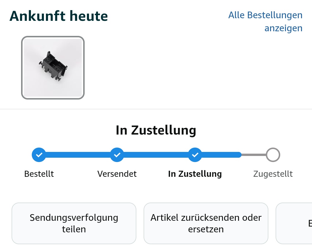 1Utini's tweet image. Was mir angezeigt wird vs was (hoffentlich) tatsächlich ankommt 😬🤣... Ich bin Mal gespannt was nachher im Paket ist.
