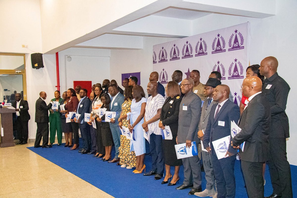 iodghana's tweet image. 1️⃣ 0️⃣ Reasons You Must Be A Member of IoD-Gh

🔹Reason 7: Champion Ethical Leadership
IoD–Ghana promotes values-driven leadership. Join a community that holds ethics, integrity, and accountability as core.

Visit iodghana.org to learn more about us.

#IoDGh #BoardTools