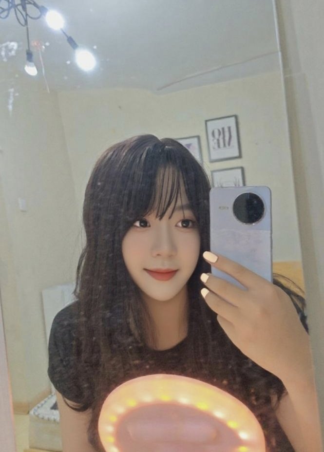 lssvm_'s tweet photo. 有一股人妻感🥹 https://t.co/D0J41wdOwx