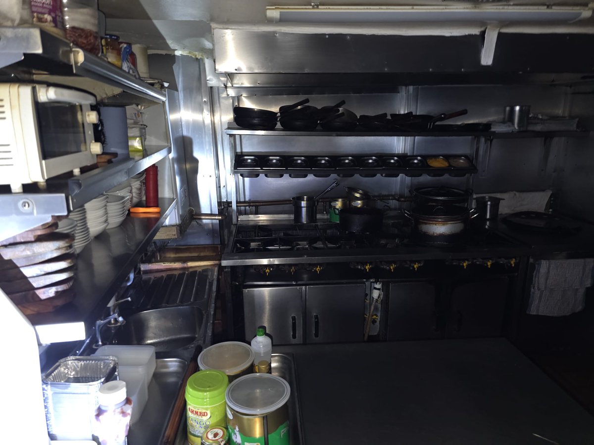 cea_bailiffs's tweet photo. Another forfeiture carried out on a restaurant that had failed to pay their rent.

This was carried out within a couple of days of instruction, enabling the landlord to quickly resolve the situation.

To find out more contact us on 0113 532 8350 or office@cealimited.co.uk. https://t.co/1uex7LjnHm