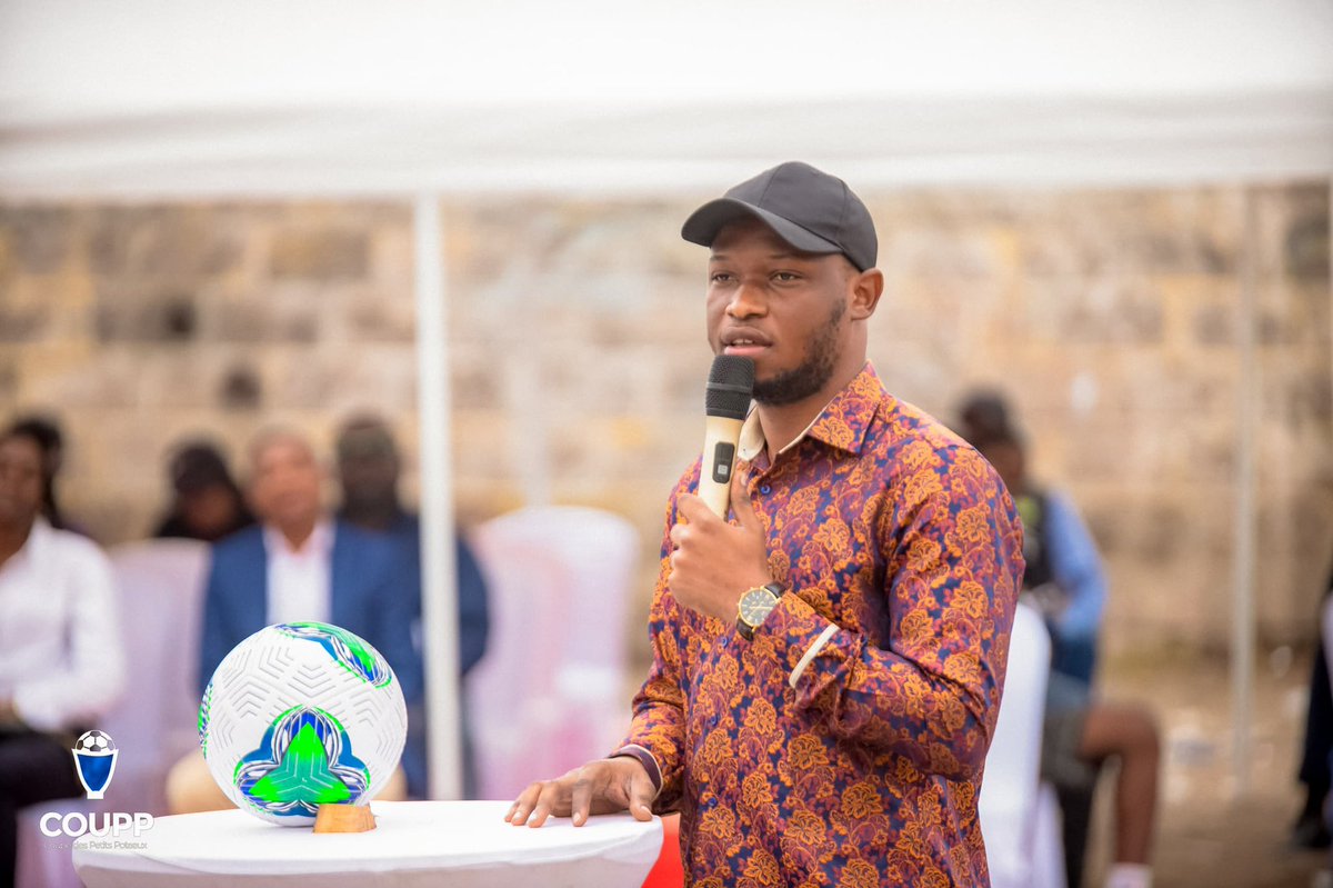 Jonathan Mulumba (@mulumbaj223) on Twitter photo Cher Bourgmestre Adjoint <a href="/ZakMukendi/">Isaac Mukendi T.</a>,il est facile de citer Jacques Chirac pour faire la morale à une jeunesse abandonnée,marginalisée et utilisée comme tremplin politique par les mêmes dirigeants qui échouent à créer des conditions dignes d’avenir.
Les jeunes ne sont pas sans Cher Bourgmestre Adjoint <a href="/ZakMukendi/">Isaac Mukendi T.</a>,il est facile de citer Jacques Chirac pour faire la morale à une jeunesse abandonnée,marginalisée et utilisée comme tremplin politique par les mêmes dirigeants qui échouent à créer des conditions dignes d’avenir.
Les jeunes ne sont pas sans