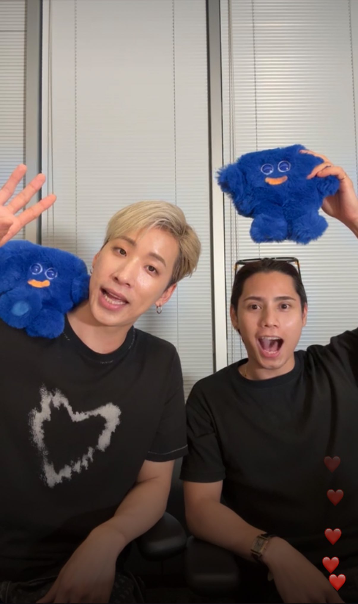 神谷健太 クリスマスクッション 2025年最新】神谷健太 クッションの人気アイテム - メルカリ