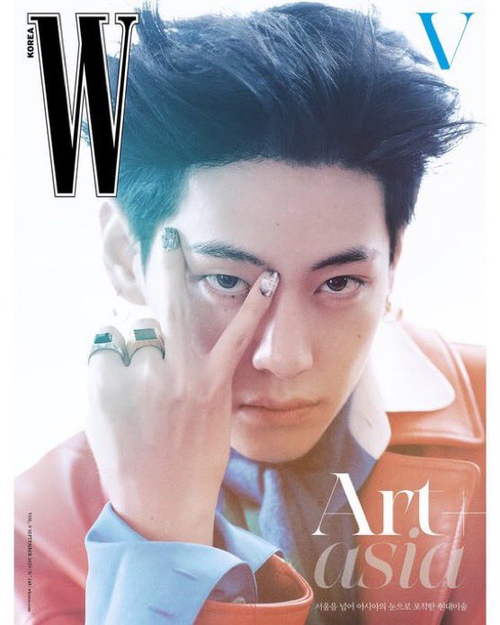 ChopReactions's tweet photo. BTS’ V stuns for the cover of W Magazine Korea. https://t.co/G3nE3AlIBJ