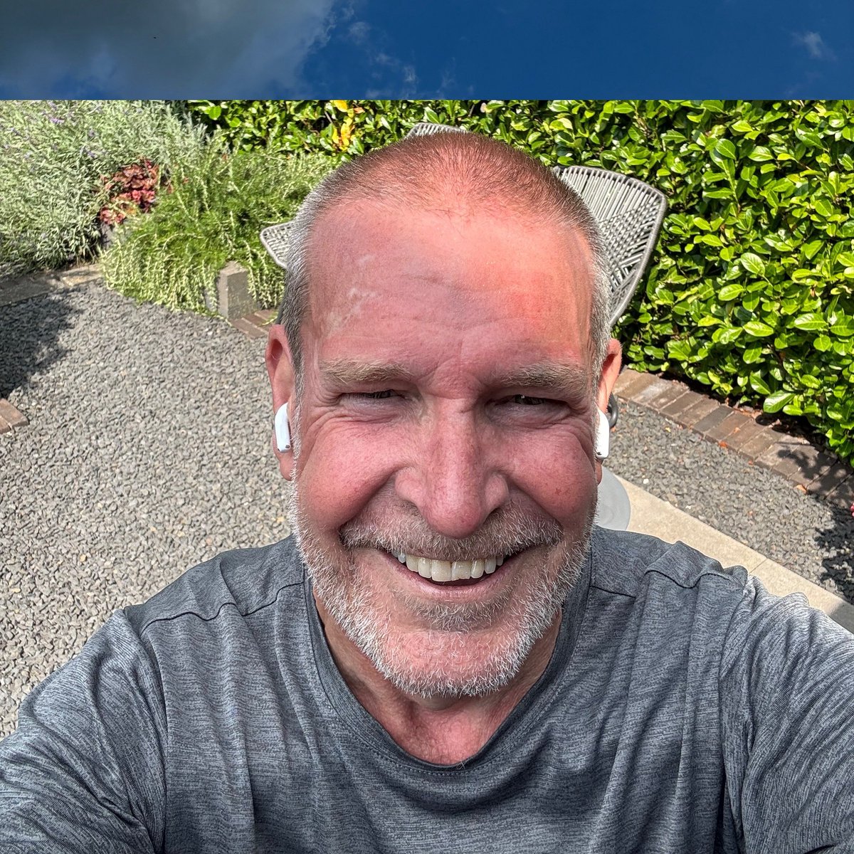Gert (@gert1962) on Twitter photo Prachtig weer om hard te lopen, heerlijk een rondje van 8,9 km geweest. Duurloop in combi met interval, gaat echt weer lekker. Van het weekend weer oppassen op kleindochter en een rondje met mijn zoon ๐โโ๏ธ๐ค๏ธ๐ <a href="/loopmaatjes/">Loopmaatjes</a> #hartrevalidatie #running #hardlopen <a href="/hardloopvriend/">Hardloopvriend</a> Prachtig weer om hard te lopen, heerlijk een rondje van 8,9 km geweest. Duurloop in combi met interval, gaat echt weer lekker. Van het weekend weer oppassen op kleindochter en een rondje met mijn zoon ๐โโ๏ธ๐ค๏ธ๐ <a href="/loopmaatjes/">Loopmaatjes</a> #hartrevalidatie #running #hardlopen <a href="/hardloopvriend/">Hardloopvriend</a>