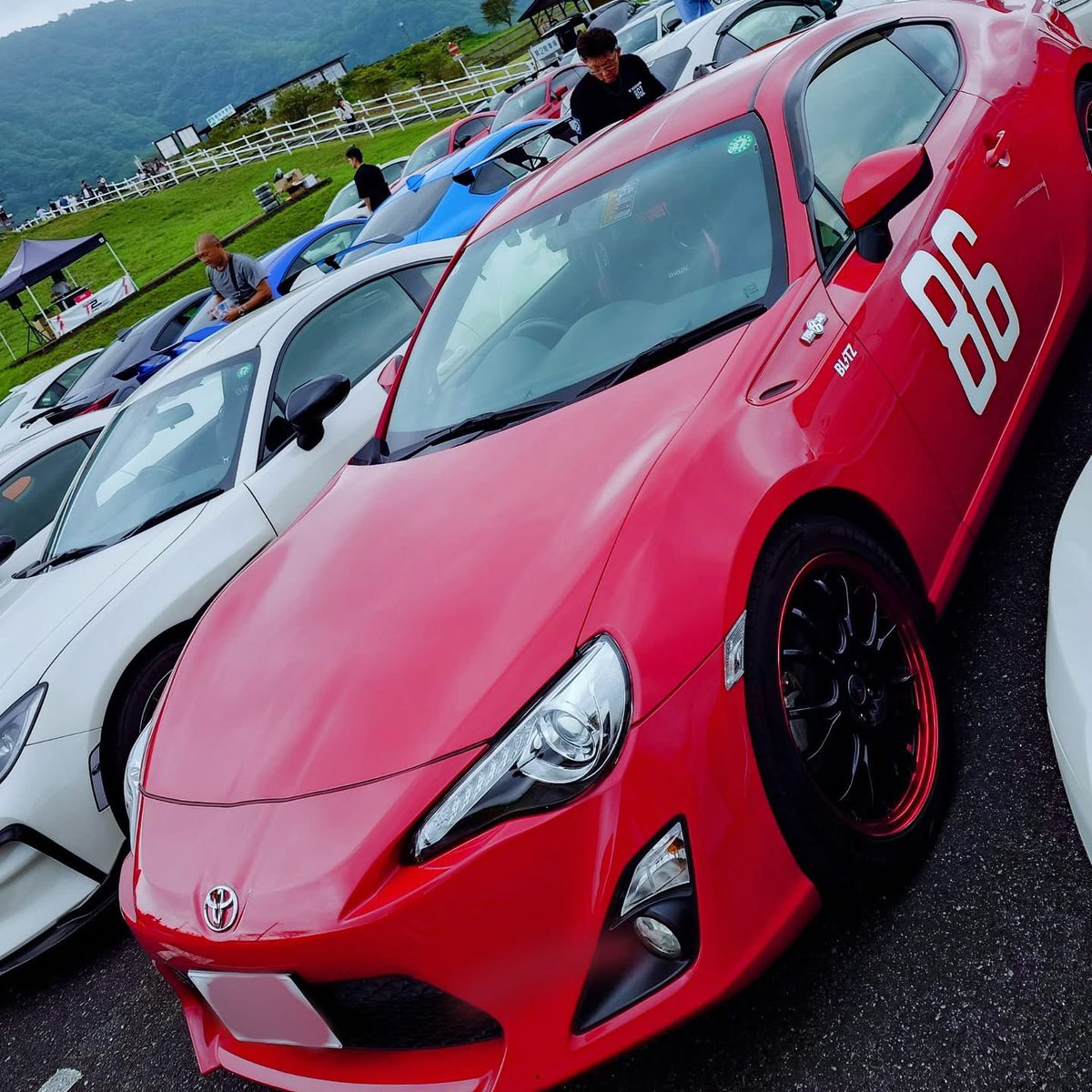 porter610's tweet photo. 第3回ハチロクミルクミーティング in 大笹牧場に参加してきました。
【参加者特典】大笹牧場の牛乳を一杯いただき
さらにじゃんけん大会では、 Reverse様提供のパーツ&ブレーキクリーナーをいただきました。
#第3回ハチロクミルクミーティング
#T2FACTORY
#大笹牧場
#Reverse
https://t.co/dxY1HAXmxo https://t.co/7dn2qG4rTX