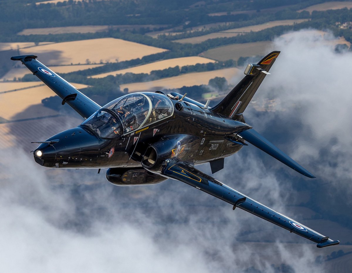 UK Military Flying Training System tweet media