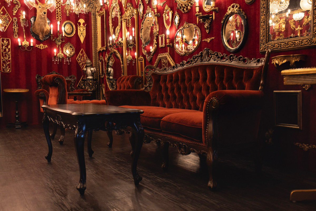 8月6日！水曜日！
シーシャバーラビアンローズ、オープンしております！
本日も皆様のご来店をお待ちしてます！
店内涼しくております！
ゆっくりシーシャ如何でしょう！