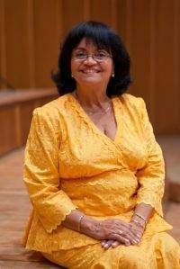 Muchas felicidades en su cumpleaños 80 a la querida Digna Guerra, Heroína del Trabajo de la República de #Cuba y directora durante 50 años del Coro Nacional. Su magisterio es un ejemplo para las nuevas generaciones. #CubaEsCultura