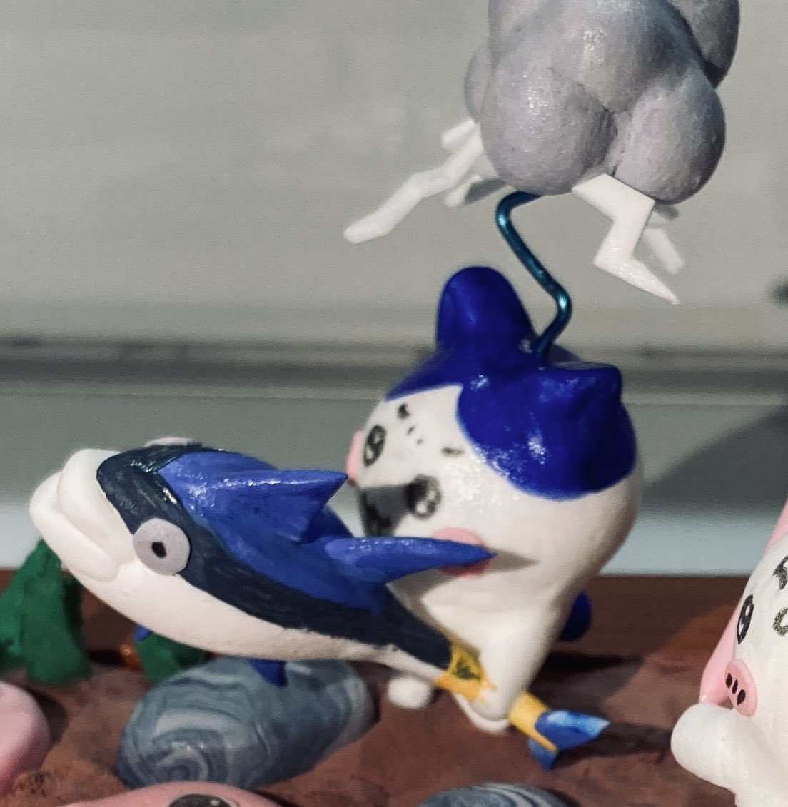 #粘土
#ちいかわ 
スーパーセル×巨大マグロ×ハチワレ