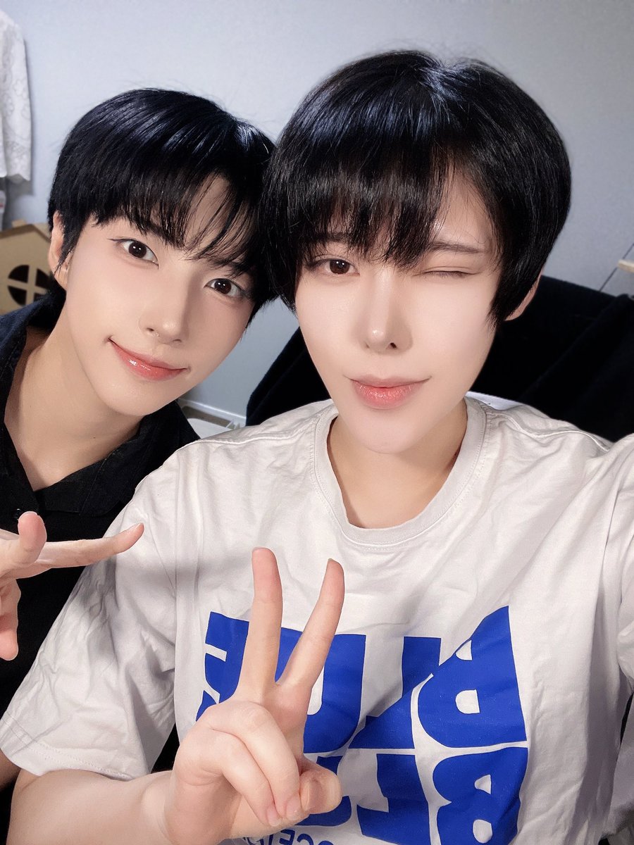 잘생쁨 상현님과 합방❤

naver.me/Gvc76KMb