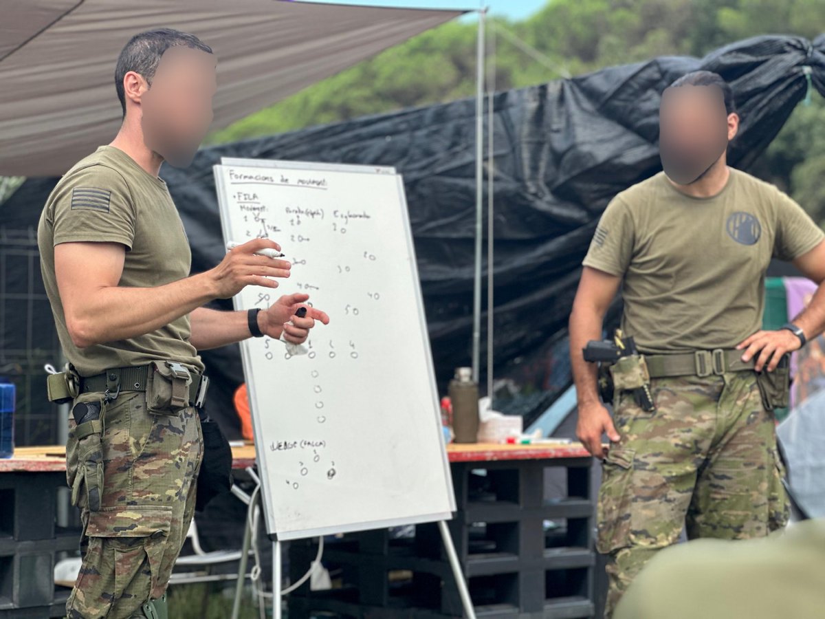 U_E_Cat's tweet image. 💥 La Formació d&apos;estiu ha estat tot un èxit. Hem format els participants en diverses matèries relacionades amb la tàctica avançada i supervivència.

Ajudeu-nos a difondre la nostra feina per tal de que arribi al tots els catalans.