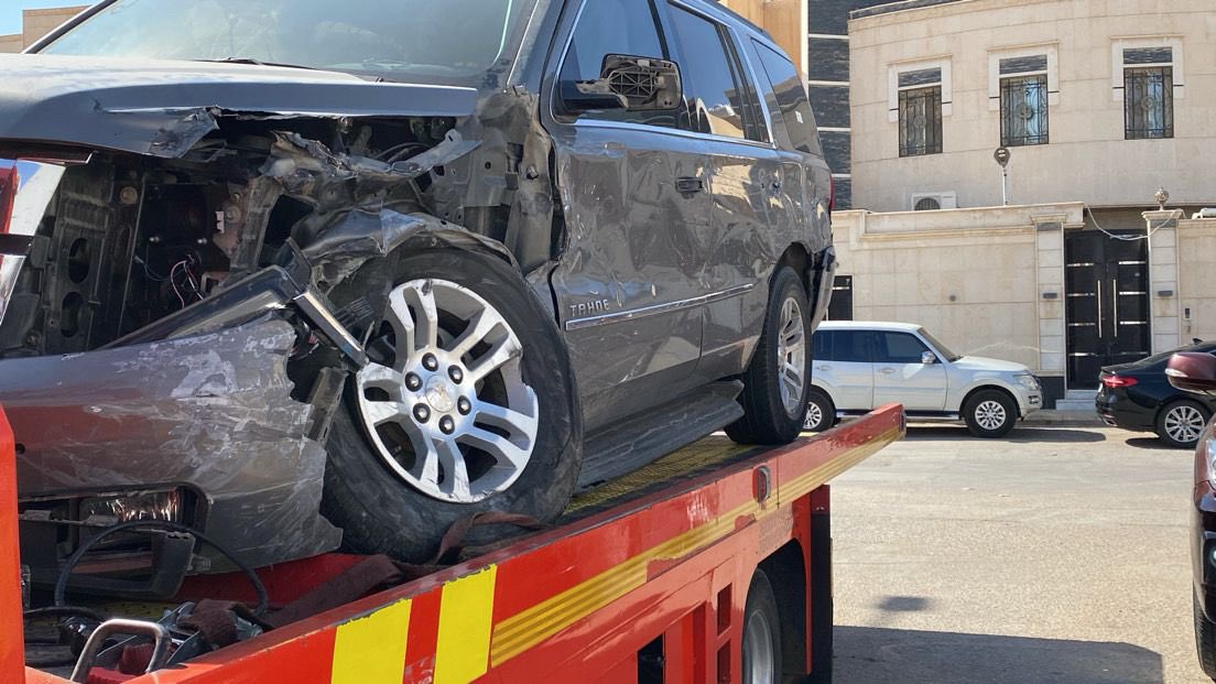 نشتري جميع انواع السيارات المصدومه الحديثه في جميع انحاء المملكة.  اتصل نصل 0556282885. 
تخليص من امام المنزل. وانهاء كافة الاجرائات الاسقاط والنقل وغيره   التواصل على الرقم الموجود.  حياكم الله في اي وقت 👈🏻0556282885