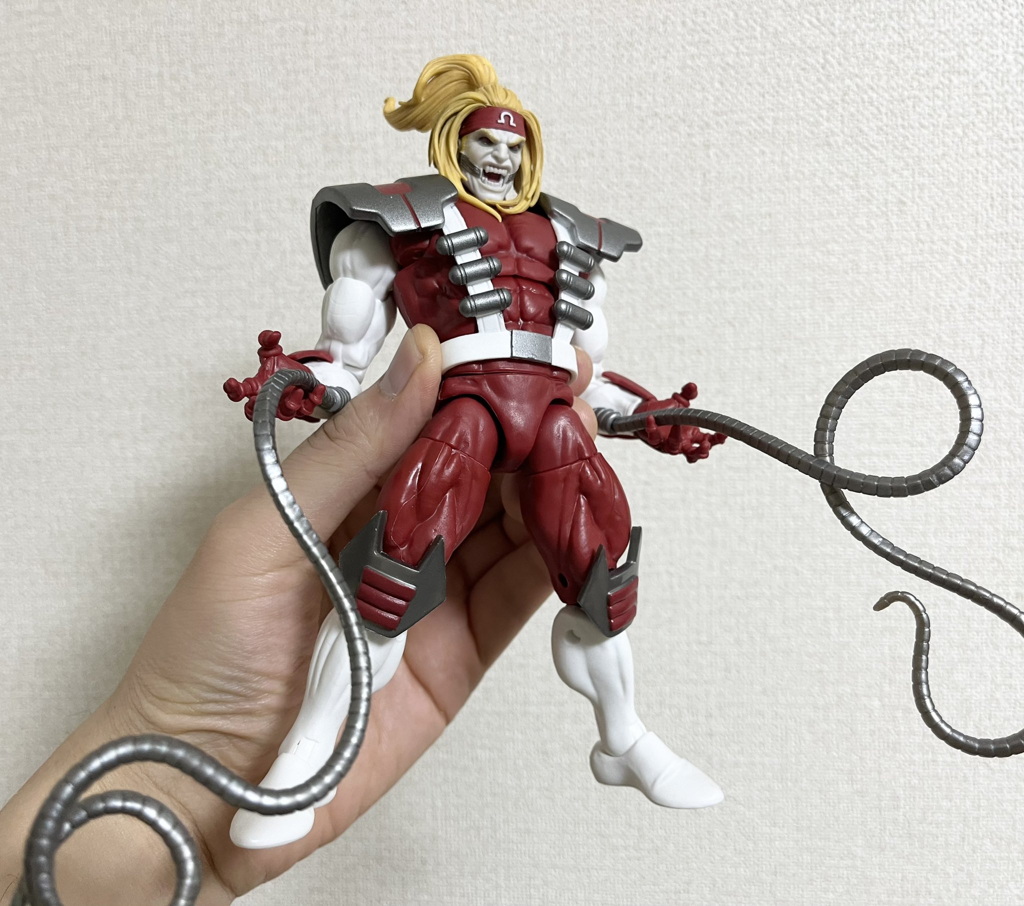 オメガレッド　マーベルレジェンド Hasbro マーベル「マーベル・レジェンド」6インチ・アクション