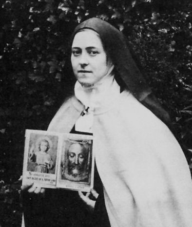 Saint Therese of Lisieux had a deep devotion to the Holy Face of Jesus and is quoted saying: “Oh, how much good that Holy Face has done in my life.”

It could also do much good in yours.

The Devotion to the Holy Face of Jesus - a 🧵