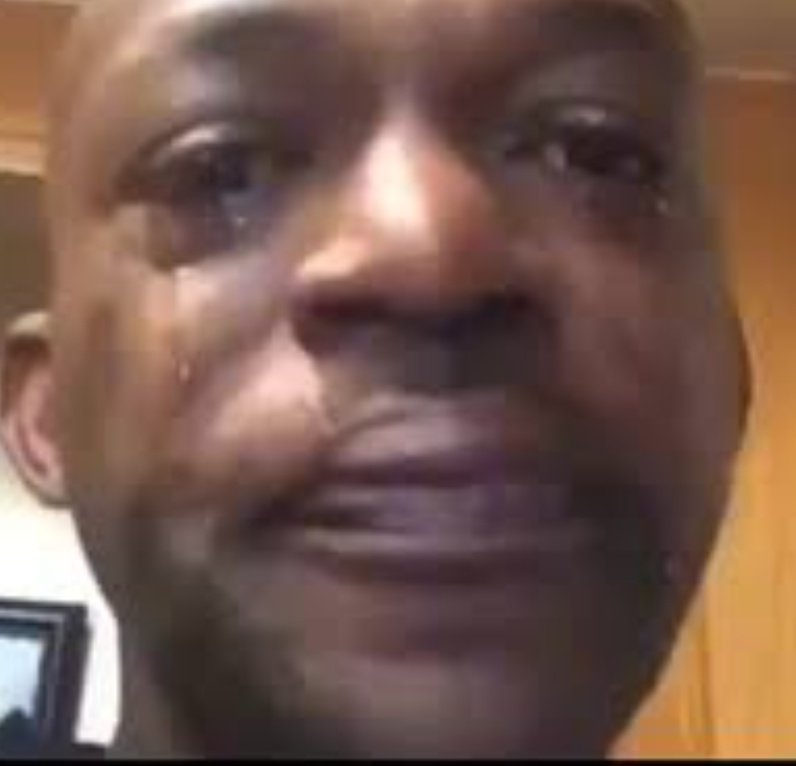 Llego al trabajo y me dicen que murió Celine Dion, por suerte existe X para buscar información porque ya me iba a poner a llorar