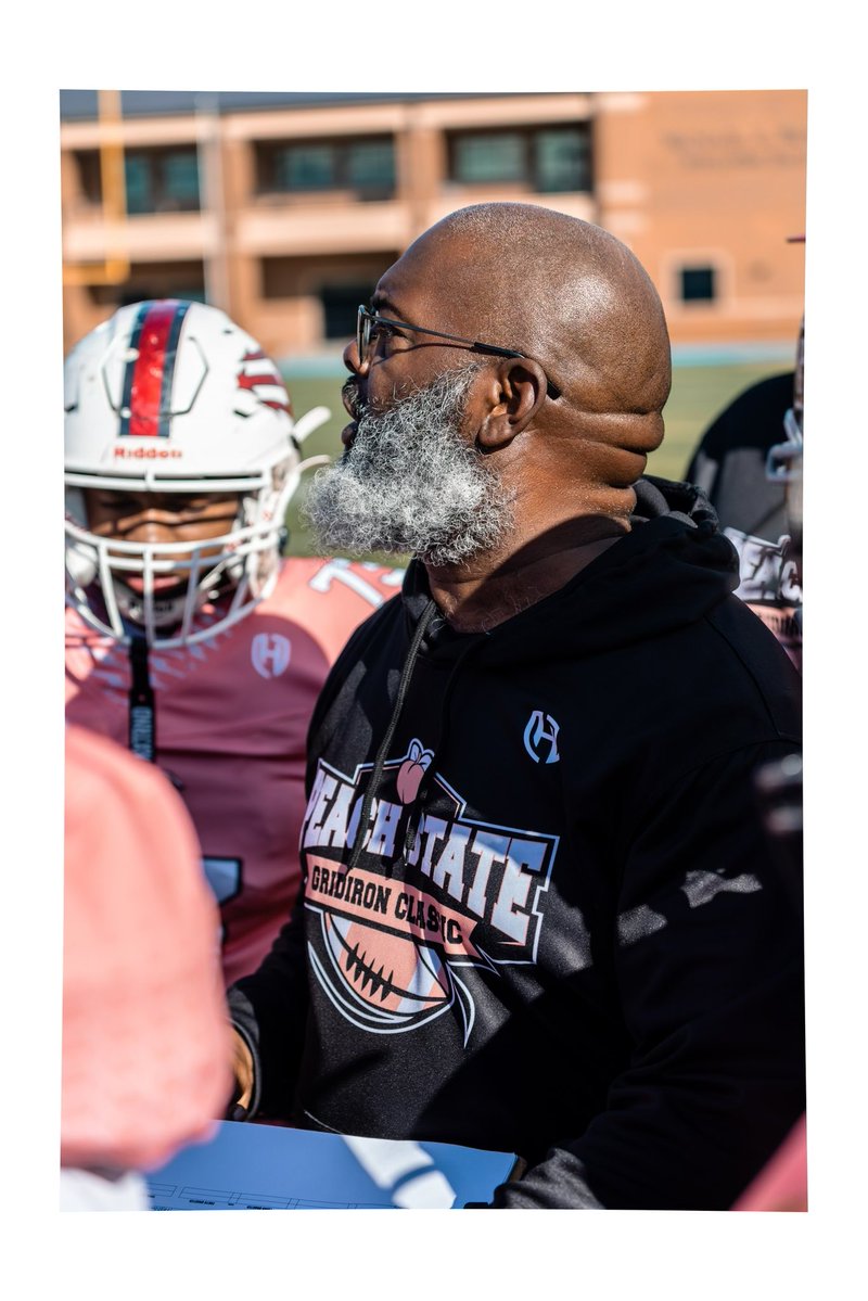Coach Daniels (@coachdaniels06) on Twitter photo Returning as Head Coach of Team Dream and winner of the inaugural Peach State Gridiron Classic.
🆔 Dion Evans (<a href="/dionisms/">Dion Evans | #ΩΨΦ</a>)
🇺🇸 California
📝 Offensive Mastermind Returning as Head Coach of Team Dream and winner of the inaugural Peach State Gridiron Classic.
🆔 Dion Evans (<a href="/dionisms/">Dion Evans | #ΩΨΦ</a>)
🇺🇸 California
📝 Offensive Mastermind
