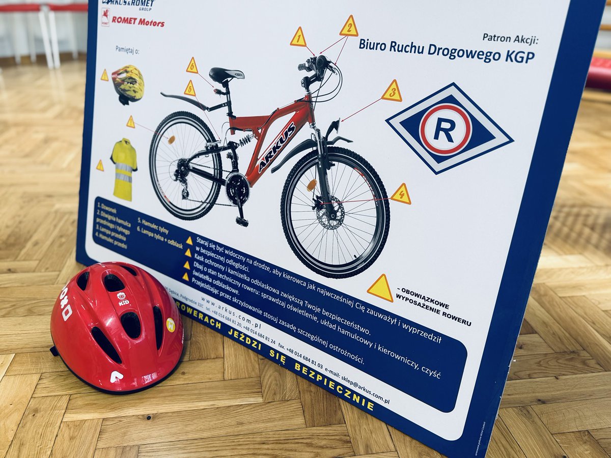 Wakacyjne spotkanie 🌞 z policjantami krakowskiej drogówki 👮‍♀️ – nauka przez zabawę!

W Liceum Ogólnokształcącym nr XVI w Krakowie odbyło się spotkanie, którego celem było przypomnienie dzieciom i młodzieży najważniejszych zasad bezpieczeństwa.

krakow.policja.gov.pl/kr1/aktualnosc…