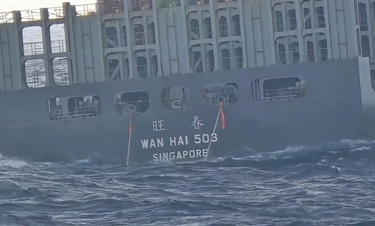 tanana ※発送は基本火曜日のみ様 いのふとん🍤 C106 土曜日 東ヘ46ab on X: 