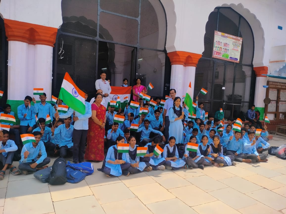 District Collector & Magistrate, Sawai Madhopur (@dmsawaimadhopur) on Twitter photo #SawaiMadhopur
тАЬрд╣рд░ рдШрд░ рддрд┐рд░рдВрдЧрд╛-рд╣рд░ рдШрд░ рд╕реНрд╡рдЪреНрдЫрддрд╛тАЬ рд╕реНрд╡рддрдВрддреНрд░рддрд╛ рдХрд╛ рдЙрддреНрд╕рд╡, рд╕реНрд╡рдЪреНрдЫрддрд╛ рдХреЗ рд╕рдВрдЧ
sawaimadhopur.rajasthan.gov.in/home/press-relтАж
<a href="/DIPRRajasthan/">рд╕реВрдЪрдирд╛ рдПрд╡рдВ рдЬрдирд╕рдореНрдкрд░реНрдХ рд╡рд┐рднрд╛рдЧ, рд░рд╛рдЬрд╕реНрдерд╛рди рд╕рд░рдХрд╛рд░</a> <a href="/RajGovOfficial/">Government of Rajasthan</a> <a href="/RajCMO/">CMO Rajasthan</a> <a href="/BhajanlalBjp/">Bhajanlal Sharma</a> <a href="/DakMla/">Gautam Dak</a>
<a href="/DrKirodilalBJP/">Dr. Kirodi Lal Meena</a> <a href="/JitenGothwal/">Jitender Gothwal (рдореЛрджреА рдХрд╛ рдкрд░рд┐рд╡рд╛рд░)</a> <a href="/SPsawaimadhopur/">Sawai Madhopur Police</a> #SawaiMadhopur
тАЬрд╣рд░ рдШрд░ рддрд┐рд░рдВрдЧрд╛-рд╣рд░ рдШрд░ рд╕реНрд╡рдЪреНрдЫрддрд╛тАЬ рд╕реНрд╡рддрдВрддреНрд░рддрд╛ рдХрд╛ рдЙрддреНрд╕рд╡, рд╕реНрд╡рдЪреНрдЫрддрд╛ рдХреЗ рд╕рдВрдЧ
sawaimadhopur.rajasthan.gov.in/home/press-relтАж
<a href="/DIPRRajasthan/">рд╕реВрдЪрдирд╛ рдПрд╡рдВ рдЬрдирд╕рдореНрдкрд░реНрдХ рд╡рд┐рднрд╛рдЧ, рд░рд╛рдЬрд╕реНрдерд╛рди рд╕рд░рдХрд╛рд░</a> <a href="/RajGovOfficial/">Government of Rajasthan</a> <a href="/RajCMO/">CMO Rajasthan</a> <a href="/BhajanlalBjp/">Bhajanlal Sharma</a> <a href="/DakMla/">Gautam Dak</a>
<a href="/DrKirodilalBJP/">Dr. Kirodi Lal Meena</a> <a href="/JitenGothwal/">Jitender Gothwal (рдореЛрджреА рдХрд╛ рдкрд░рд┐рд╡рд╛рд░)</a> <a href="/SPsawaimadhopur/">Sawai Madhopur Police</a>