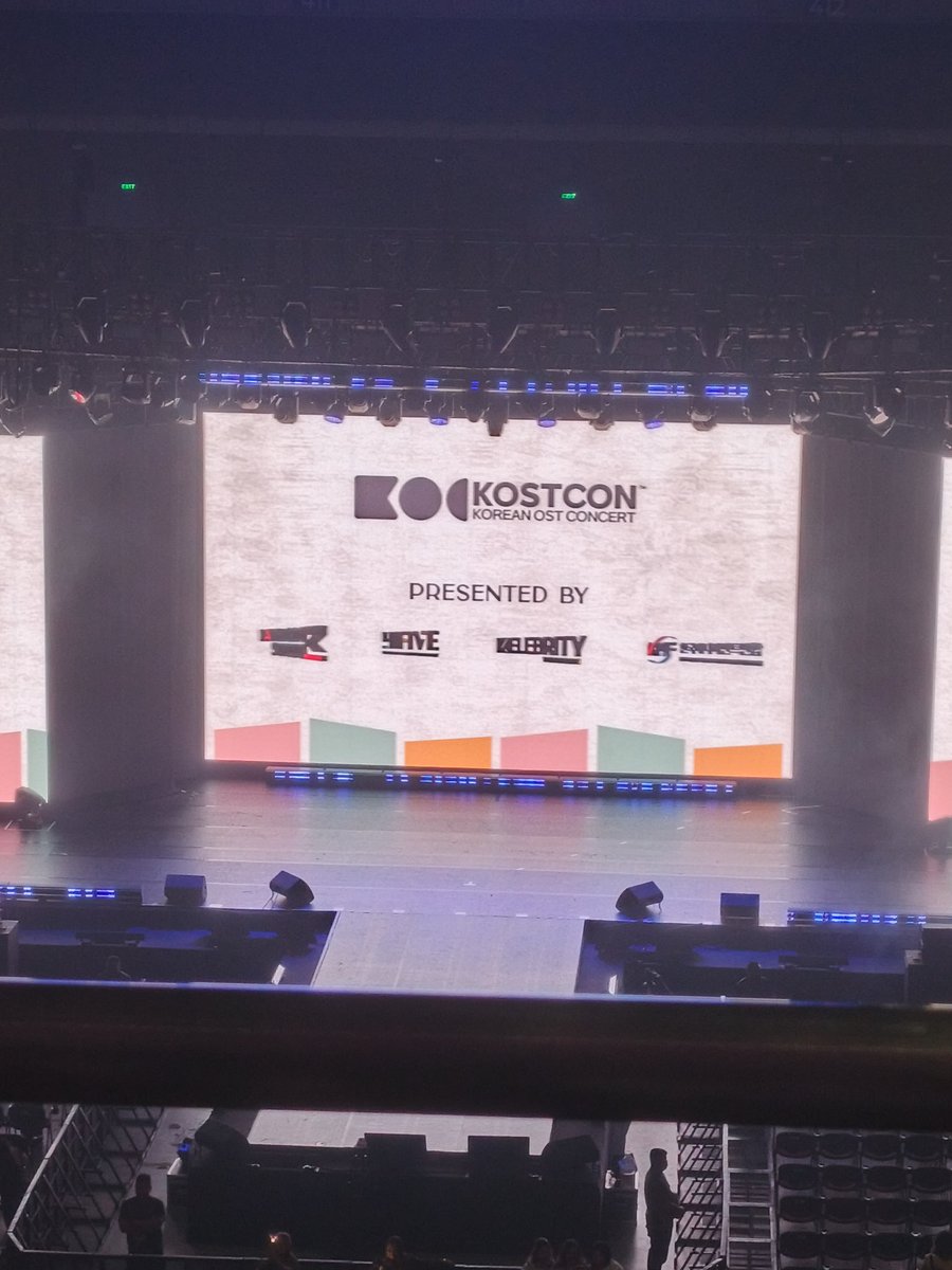 Anglapit 😭💛💛💛

#KOSTCON2025 <a href="/CHEN_INB100/">CHEN_official</a> #KOSTCONManila #KOSTCON2025inMANILA #CHEN_KOSTCONMNL #CHEN