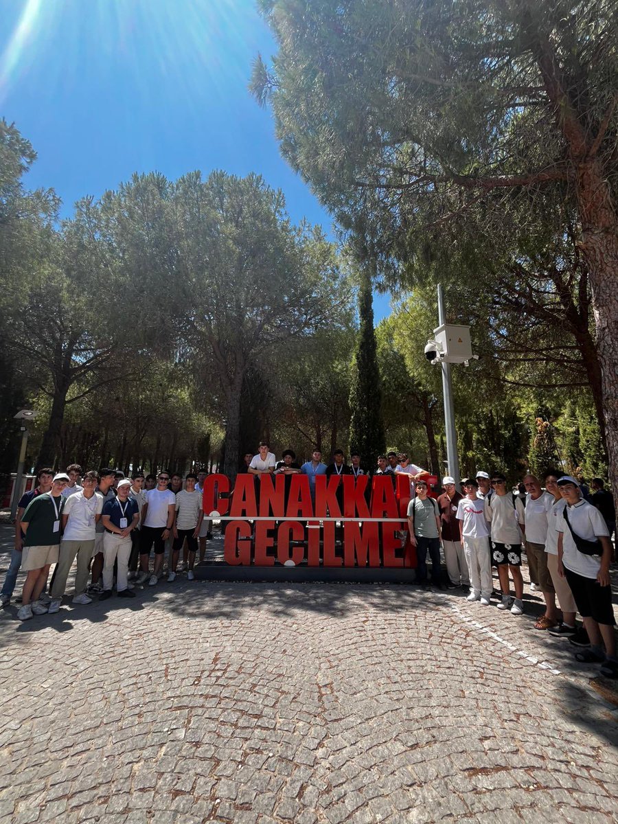 🇹🇷 110. Yılda, 110.000 Gençle Çanakkale Ruhu!
Gençlik ve Spor Bakanlığımızın 110. yılına özel
“Bir Destandır Çanakkale” projesi kapsamında
biz de Ünye Gençlik Merkezi olarak gençlerimizle birlikte
tarihin kalbine, Çanakkale’ye yolculuk yaptık!