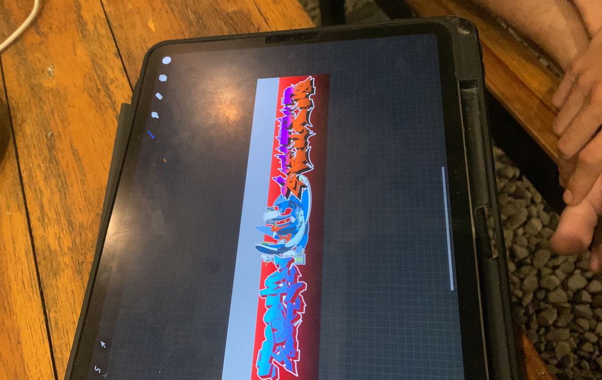 KrowakMin's tweet image. Bisa kali di gambar di tembok