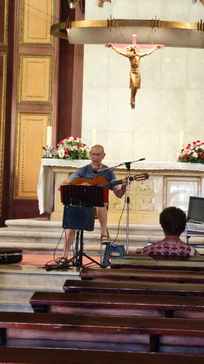 🎼Darrers assajos abans del concert del cantautor occità Jordi Vidal, organitzat pel GEC Amics del Castell.

🗓️Diumenge 17 d'agost 
🕢19.30 h.
📍Església de Santa Maria de Cubelles

☺️No hi faltis!

#25AnysAnysDelCastell