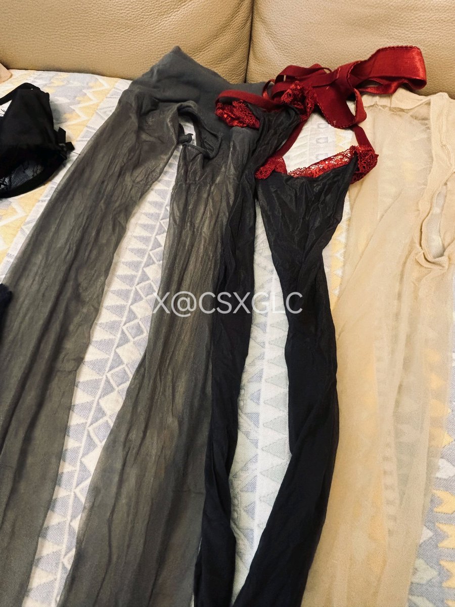 029西安同好，坐标雁塔区，找人上门打胶老婆的丝袜高跟，有多种款式可供选择，西安本地想来的私信我报名！