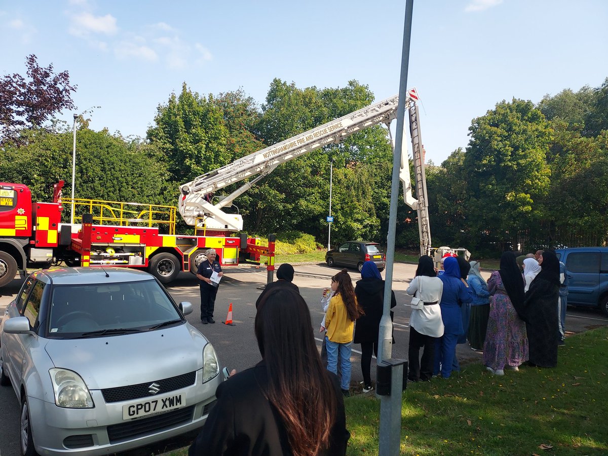 GuninderNagi's tweet photo. What a great engagement with Refugees at Djanogly Academy @ACFO_Nottsfire @nottsfire @nottspolice @nottsprincess  🥰 Showcasing our ALP , talking recruitment, fire safety, hate crime  and dialling 999 👍✨️ #inclusionmatters #creatingsafercommunities https://t.co/f9jpr1zWTP