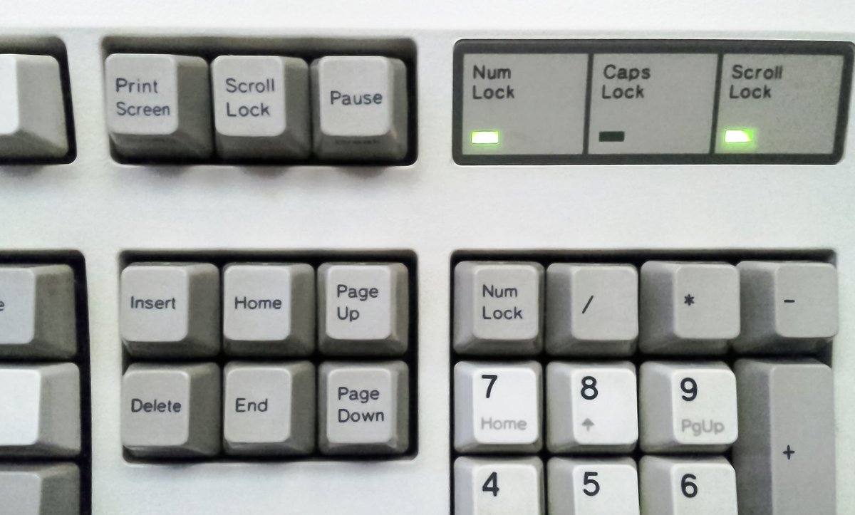 inovatechy's tweet image. A tecla Scroll Lock, presente até hoje em teclados, foi criada nos anos 80… e quase ninguém sabe pra que serve. 🧐⌨️
#Teclado #ScrollLock #CuriosidadesDeTI