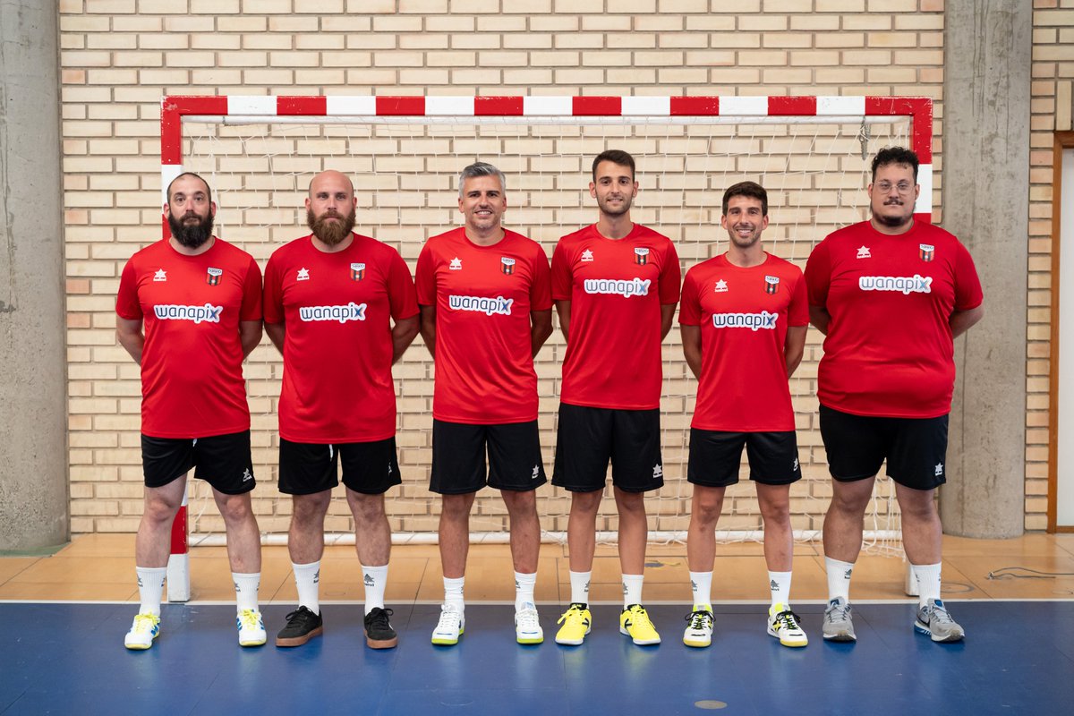 Wanapix (@wanapixsala10) on Twitter photo 🆕 El Wanapix define su cuerpo técnico para la temporada 25-26 con dos caras nuevas
🏃 <a href="/rafaalbalad/">Rafa Albalad</a> es el nuevo preparador físico y <a href="/Ostale8/">javier Ostale arilla</a> se incorpora como fisioterapeuta
🔗: adsala10.es/el-wanapix-def… 🆕 El Wanapix define su cuerpo técnico para la temporada 25-26 con dos caras nuevas
🏃 <a href="/rafaalbalad/">Rafa Albalad</a> es el nuevo preparador físico y <a href="/Ostale8/">javier Ostale arilla</a> se incorpora como fisioterapeuta
🔗: adsala10.es/el-wanapix-def…