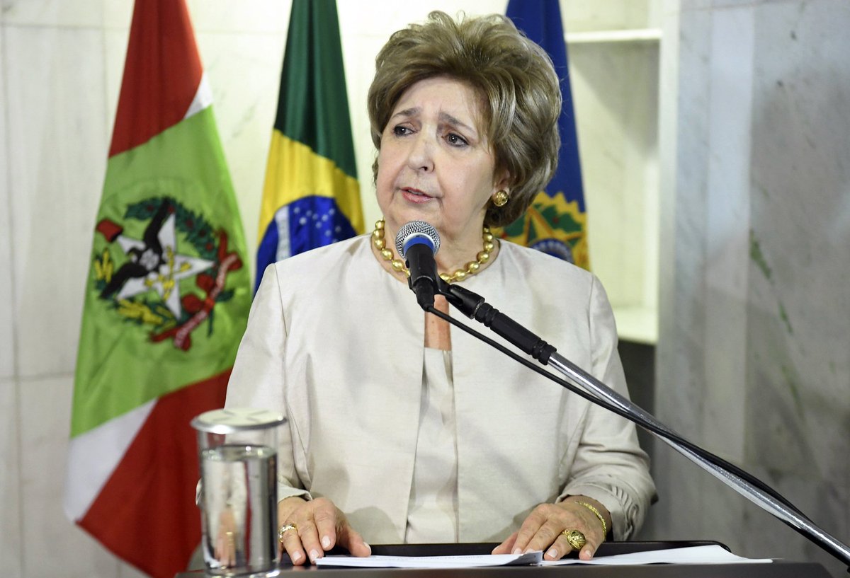 Bruno Souza (@brunosouzasc) on Twitter photo Cara senadora <a href="/senadoraivete/">Ivete Appel da Silveira</a>,
Por que a senhora ainda não assinou o pedido de impeachment de Alexandre de Moraes?
Santa Catarina quer saber. Cara senadora <a href="/senadoraivete/">Ivete Appel da Silveira</a>,
Por que a senhora ainda não assinou o pedido de impeachment de Alexandre de Moraes?
Santa Catarina quer saber.