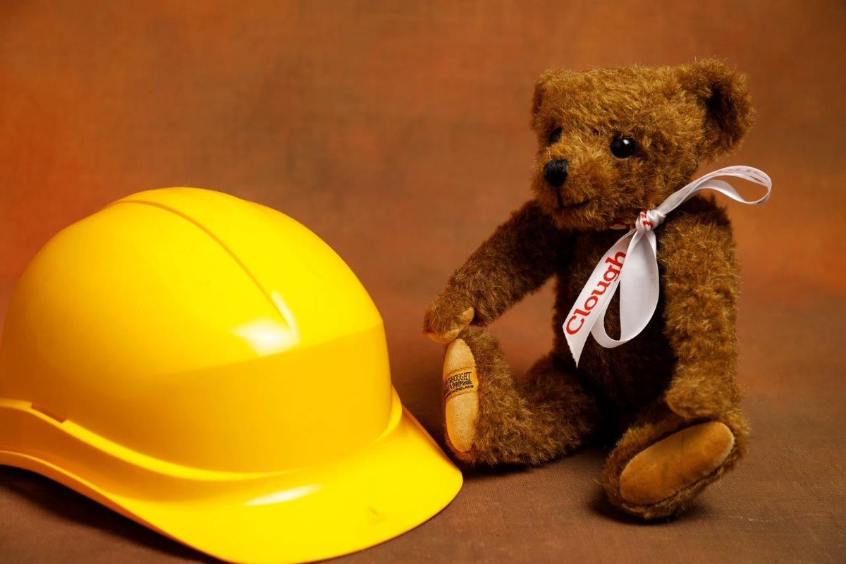 The Health &amp; Safety Executive prosecutes employers after serious workplace incidents involving falls from heights. <a href="/TalkToChrisMac/">Chris Macwilliam</a> provides a summary of these cases, emphasizing the importance of having a specialised solicitor represent you. clough-willis.co.uk/news-events/fa…