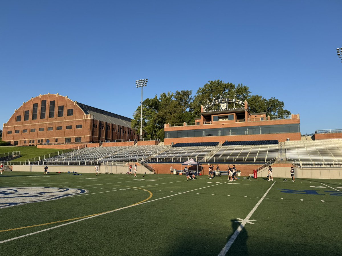 Beautiful day at Butler University for some live football!!!

#GoDawgs