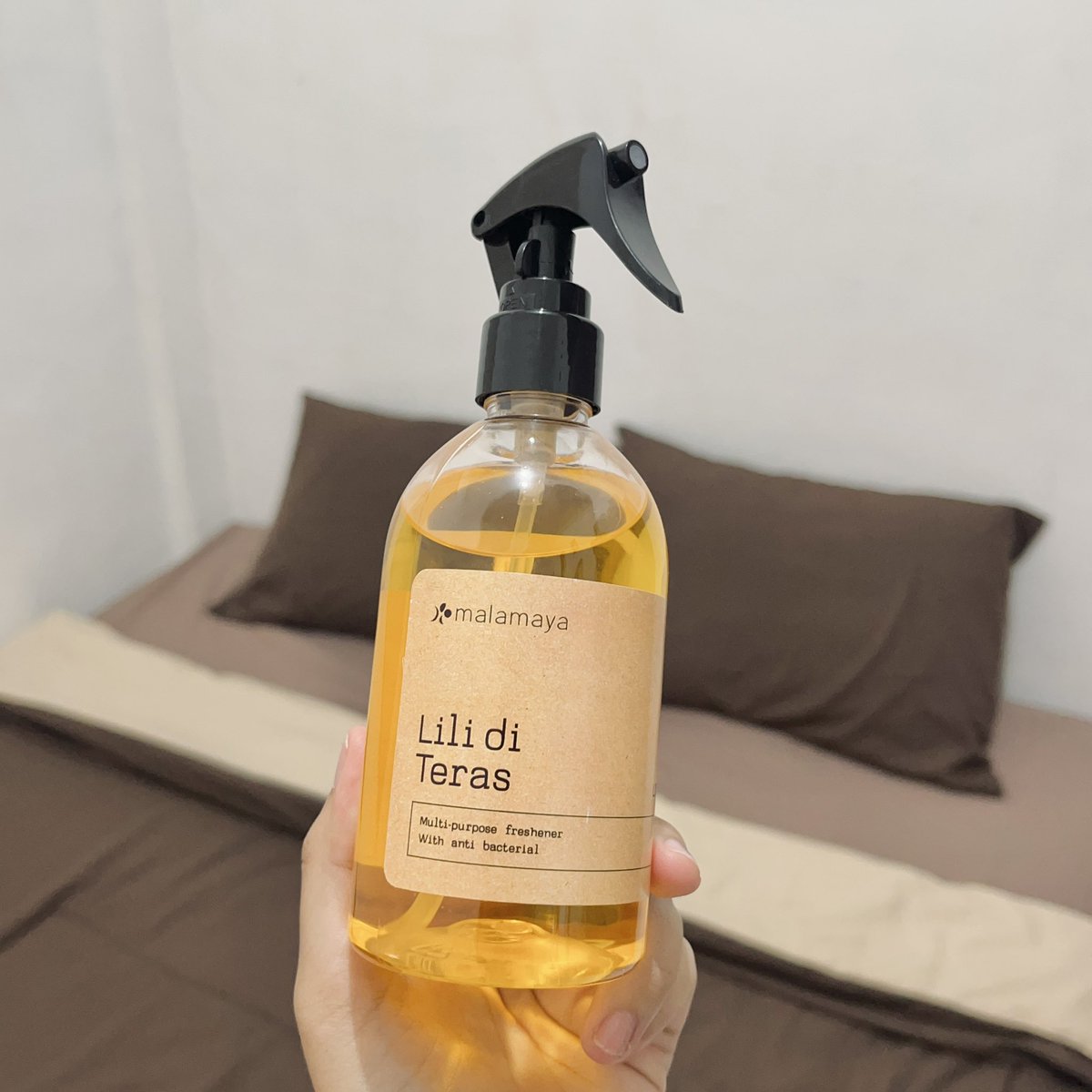 bantal &amp; sprei wangi = tidur lebih nyenyak😴

TRUST ME, linen spray ini bikin ketagihan💯