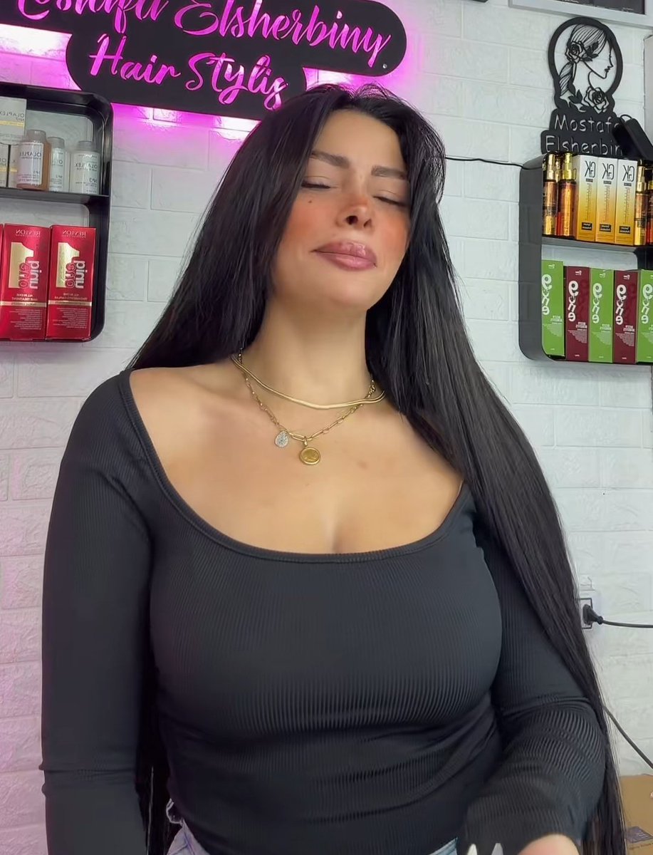 GonnerFemboy's tweet photo. اعلن اني خدامه وخنزيره وكلبه ومبوله ل��فنانات نيكبن شرفي تحت رجلييهم اتمني رضاهم وانفذ اوامرهم بالحرف 🐽🐷😵‍💫🫨 https://t.co/vis8FT3cjA