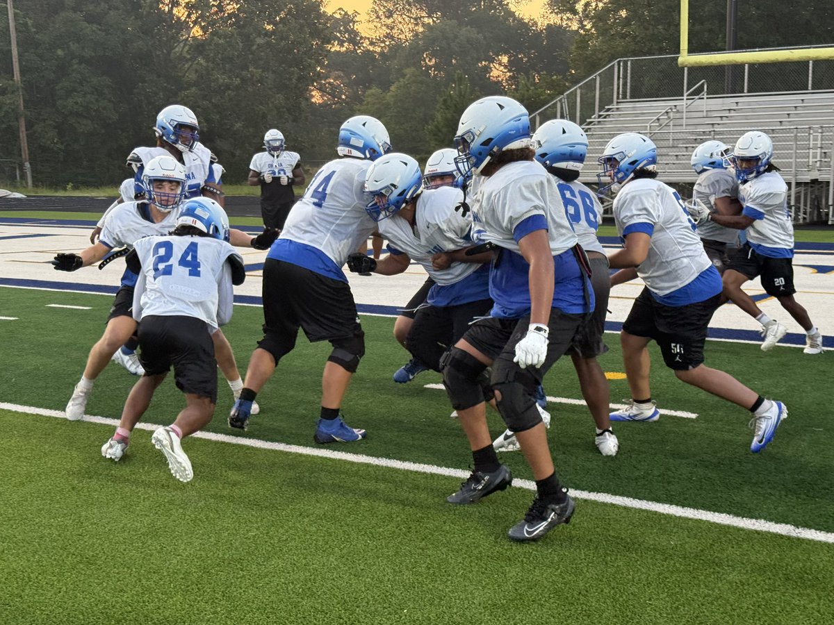 Chapel Hill Football (@chapelhillfb) on Twitter photo While you were sleeping……Day 3! The process waits for no one! Have a great day Bulldogs! #EarlyMorningDogs🐶🏈❤️🌅
<a href="/dctf/">Dave Campbell's — TexasFootball.com</a> <a href="/ChapelHill_ISD/">Chapel Hill ISD</a> <a href="/CH_BulldogAT/">Chapel Hill Sports Medicine</a>
#F5in25 | #Forge | #WeGotDogs | #CodeBlue While you were sleeping……Day 3! The process waits for no one! Have a great day Bulldogs! #EarlyMorningDogs🐶🏈❤️🌅
<a href="/dctf/">Dave Campbell's — TexasFootball.com</a> <a href="/ChapelHill_ISD/">Chapel Hill ISD</a> <a href="/CH_BulldogAT/">Chapel Hill Sports Medicine</a>
#F5in25 | #Forge | #WeGotDogs | #CodeBlue