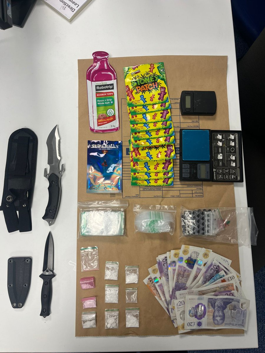 MetTaskforce's tweet image. U5.1 were back out on patrol after a busy weekend working public order events and concerts. 5945U on his last shift with the unit before a deserved break spotted a car which roused his suspicions. Upon speaking with the driver this was found on him and more at his home! ^5882U