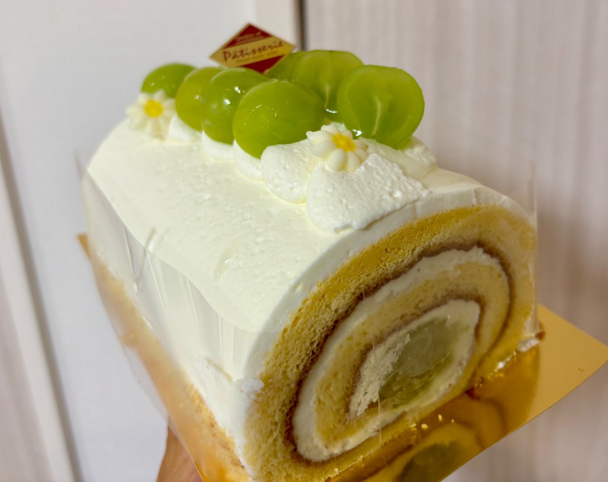 マスカットロール (^ ^) <a href="/kobai_jindaiko/">お菓子の香梅【公式】</a>