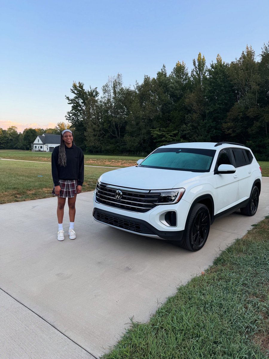 Junior year here she comes! Praying for a safe and amazing year for her and everyone❤️ #classof2027