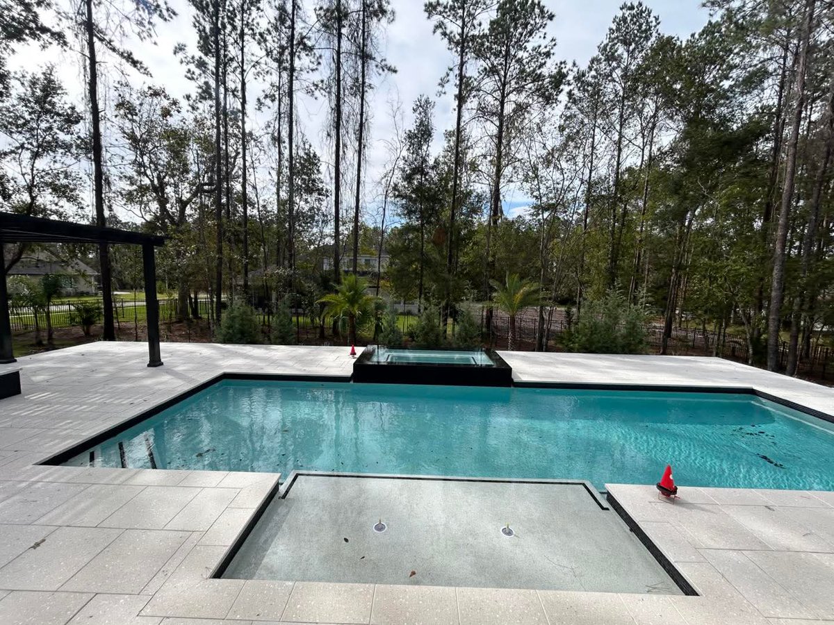 hive_outdoor's tweet image. Dreaming of a backyard oasis? Let’s turn your vision into reality!🌟🏝️ 

#HiveOutdoor #poolgoals #poolbuild #custompool  #custompooldesign #Tampapools #Flordiapools