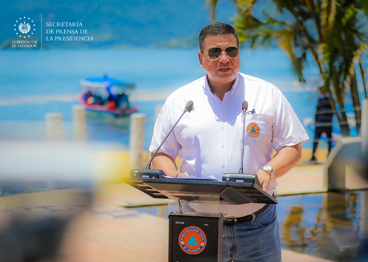 <a href="/PROCIVILSV/">Protección Civil de El Salvador</a> <a href="/BomberosSV/">Bomberos El Salvador 🧑‍🚒🚒🇸🇻</a> <a href="/Director_CBES/">Baltazar Solano 🇸🇻</a> <a href="/luisalonsoamaya/">Luis Alonso Amaya</a> #PlanVacación | El director de <a href="/PROCIVILSV/">Protección Civil de El Salvador</a>, <a href="/luisalonsoamaya/">Luis Alonso Amaya</a>, reiteró el llamado a la población a mantener las medidas preventivas, especialmente en este cierre del periodo de descanso: “Hoy, siendo el último día de vacación, muchas personas deciden acudir a los diversos sitios
