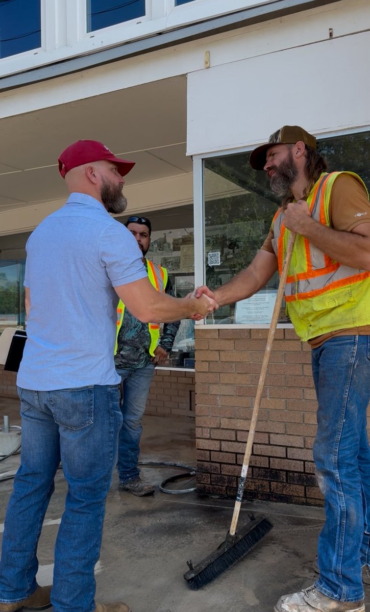 🚨 EAST TEXAS VETS DESERVE BETTER! 

In San Augustine today collecting signatures for my March 3, 2026 ballot spot, I met Robert, an Iraq war veteran shaking hands on East Texas values—and separately, a 100% disabled Marine battling service-related cancer, sharing stories of VA