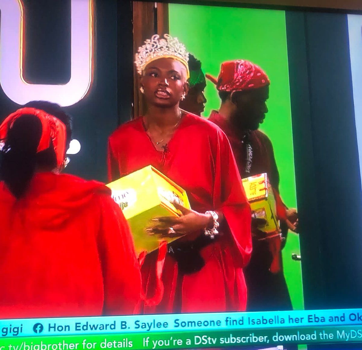 victorfrezy's tweet image. Housemates are getting ready for their task 

Let’s see who’s going to win this.
#AddmeForThingsYouLuv