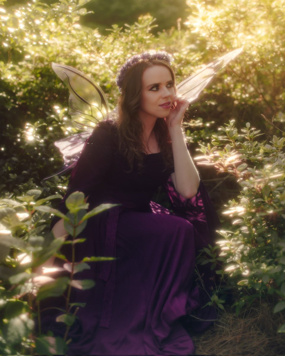 I'M A FAIRY!!! 🧚🏻‍♀️💜 My college roommate and wonderful friend Olivia visited me in Raleigh and took some beautiful photos of me! I am, as always, endlessly impressed with Olivia's talent and I'm so honored I got to participate in some of her magic. ✨️

📸: oliviarosephoto