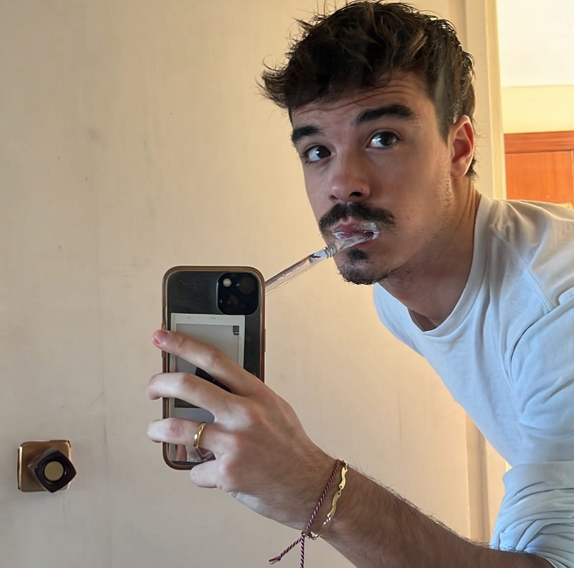 bruno_aliaga2's tweet image. me + my fav pokemon