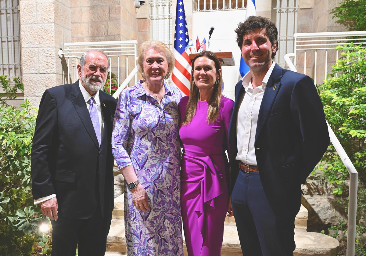 Thrilled to host the 'Doing Business in Arkansas' roundtable at my Jerusalem home this evening, bringing together top Israeli companies &amp; a stellar AR delegation led by America’s favorite governor (yes, she’s my daughter too) <a href="/SarahHuckabee/">Sarah Huckabee Sanders</a>! The future is bright. 🇺🇸🇮🇱