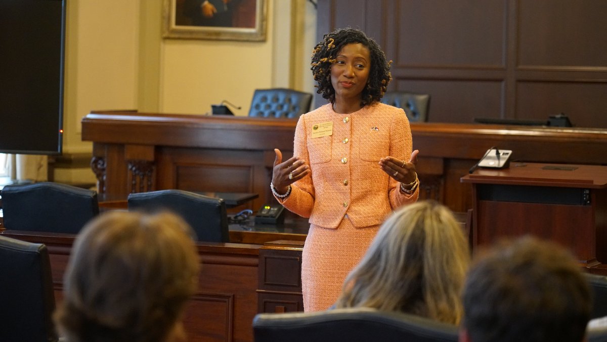 <a href="/NCDMVA/">NCDMVA</a> Sec. Mallette, a <a href="/usairforce/">U.S. Air Force</a> veteran &amp; attorney, shared her inspiring career journey with interns from NC Court of Appeals. From a JAG Corps intern to prosecutor, NC Supreme Court law clerk &amp; partner at a private firm – her path reflects purpose, service &amp; leadership.