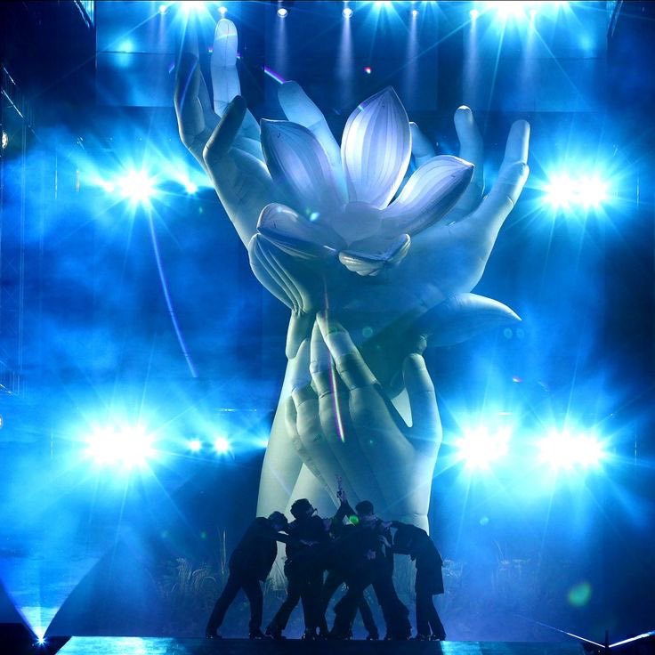 📊| #BTS's "Fake Love" only needs 12.5M streams to reach 1 BILLION on Spotify!

— Is expected to reach 1 BILLION on Spotify in 22 days (based on today's daily streams)!
#FakeLoveTo1B